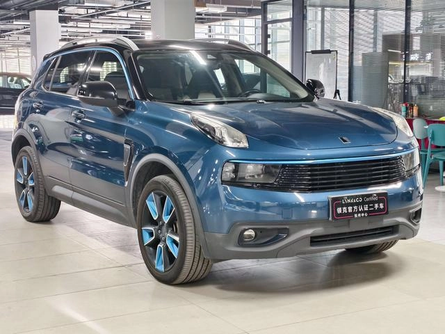 Lynk & Co 01 2017 2.0T Dos ruedas motrices Pro Versión exterior foto 7 Lynk & Co 01 2017 2.0T Dos ruedas motrices Pro Versión exterior foto 7