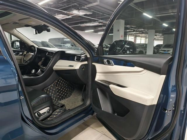 Lynk & Co 01 2017 2.0T Dos ruedas motrices Pro Versión interior foto 13 Lynk & Co 01 2017 2.0T Dos ruedas motrices Pro Versión interior foto 13