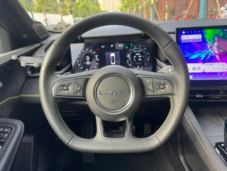 Lynk & Co 03 2023 2.0TD DCT Strength Halo interior photo 12 Lynk & Co 03 2023 2.0TD DCT Strength Halo interior photo 12