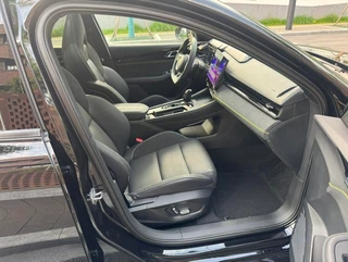 Lynk & Co 03 2023 2.0TD DCT Strength Halo interior photo 16 Lynk & Co 03 2023 2.0TD DCT Strength Halo interior photo 16