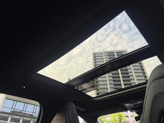 Lynk & Co 03 2023 2.0TD DCT Strength Halo interior photo 19 Lynk & Co 03 2023 2.0TD DCT Strength Halo interior photo 19
