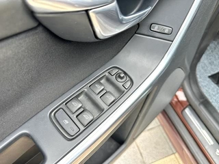 Volvo XC60 2015 T5 Version Zhixing intérieur photo 10 Volvo XC60 2015 T5 Version Zhixing intérieur photo 10