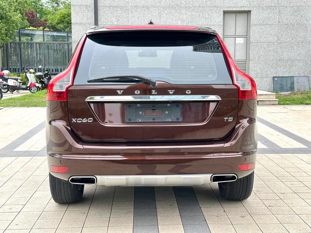 Volvo XC60 2015 T5 Version Zhixing intérieur photo 14 Volvo XC60 2015 T5 Version Zhixing intérieur photo 14