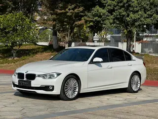 BMW 3 Series 2018 320Li Ведущие роскошные костюмы