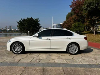 BMW 3 Series 2018 320Li Traje de lujo líder exterior foto 7 BMW 3 Series 2018 320Li Traje de lujo líder exterior foto 7