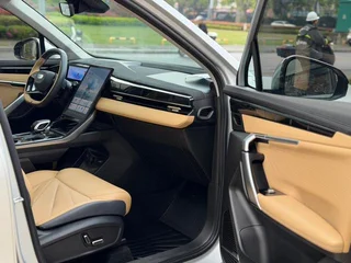 Geely Boyue L 2023 1.5TD DCT Premium Trim interior photo 11 Geely Boyue L 2023 1.5TD DCT Premium Trim interior photo 11