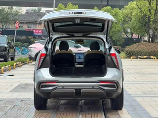 Geely Boyue L 2023 1.5TD DCT Premium Trim interior photo 14 Geely Boyue L 2023 1.5TD DCT Premium Trim interior photo 14