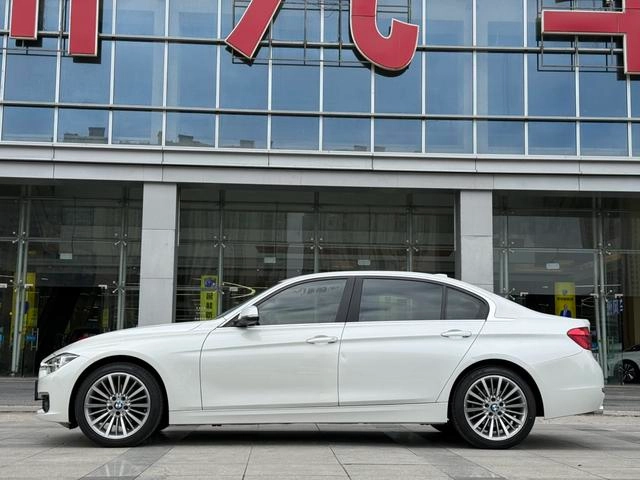 BMW 3 Series 2019 320Li Estilo de moda exterior foto 2 BMW 3 Series 2019 320Li Estilo de moda exterior foto 2