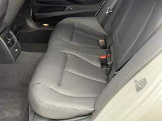 BMW 3 Series 2019 320Li Estilo de moda exterior foto 8 BMW 3 Series 2019 320Li Estilo de moda exterior foto 8
