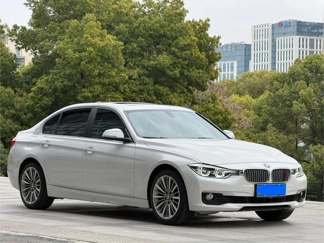 BMW 3 Series 2019 320Li Estilo de moda interior foto 11 BMW 3 Series 2019 320Li Estilo de moda interior foto 11