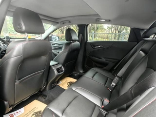 Chevrolet Malibu XL 2021 Redline 550T Versión nítida automática interior foto 13 Chevrolet Malibu XL 2021 Redline 550T Versión nítida automática interior foto 13