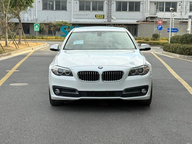 BMW 5 Series 2014 520Li Elegant style exterior photo 2 BMW 5 Series 2014 520Li Elegant style exterior photo 2