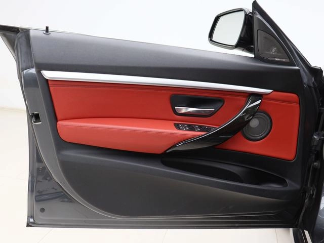 BMW 3 Series GT 2019 330i xDrive M Edición nocturna deportiva exterior foto 5 BMW 3 Series GT 2019 330i xDrive M Edición nocturna deportiva exterior foto 5
