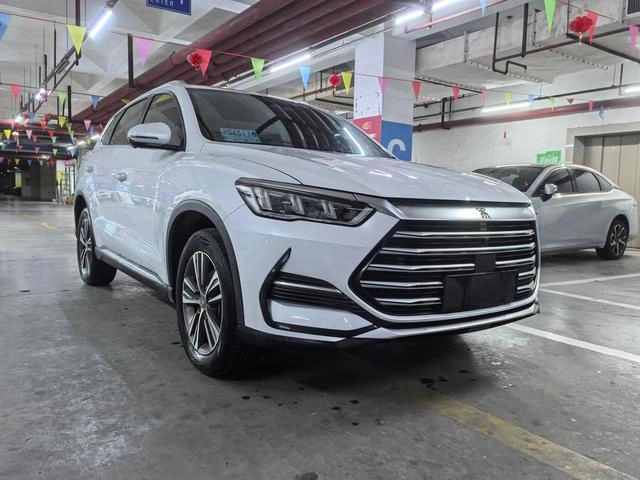 BYD Song Pro DM 2022 DM-i 51km Люксовый экстерьер фото 3 BYD Song Pro DM 2022 DM-i 51km Люксовый экстерьер фото 3