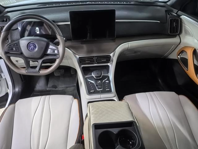 BYD Song Pro DM 2022 DM-i 51km Люксовый экстерьер фото 10 BYD Song Pro DM 2022 DM-i 51km Люксовый экстерьер фото 10