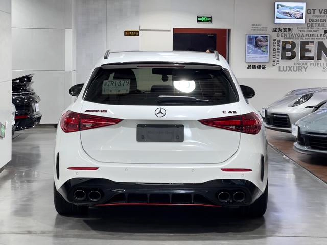 Mercedes-Benz C-Class AMG 2024 AMG C 43 4MATIC Путешествие Седан Специальный выпуск экстерьер фото 3