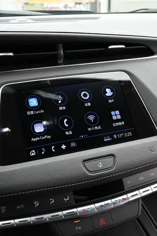 Cadillac XT4 2020 Restyling 28T Two-wheel drive technology type interior photo 12