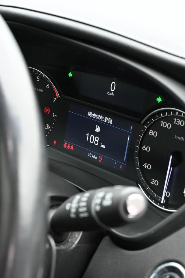 Cadillac XT4 2020 Restyling 28T Two-wheel drive technology type interior photo 14
