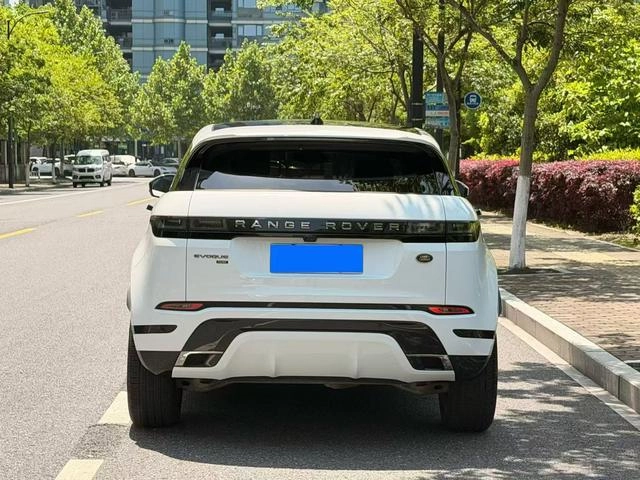 Land Rover Range Rover Evoque 2021 Aurora L 249PS R-Dynamic S Performance version interior photo 9 Land Rover Range Rover Evoque 2021 Aurora L 249PS R-Dynamic S Performance version interior photo 9