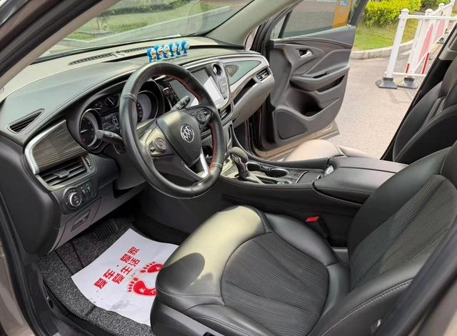 Buick Envision 2018 20T Modèle de pointe à deux roues motrices extérieur photo 5 Buick Envision 2018 20T Modèle de pointe à deux roues motrices extérieur photo 5