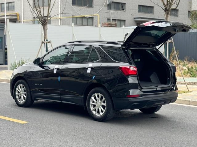 Chevrolet Equinox 2019 535T Version de frontière automatique Pays VI intérieur photo 8 Chevrolet Equinox 2019 535T Version de frontière automatique Pays VI intérieur photo 8