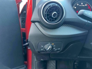 Audi Q2L 2018 35TFSI Fashion dynamic type country VI interior photo 16 Audi Q2L 2018 35TFSI Fashion dynamic type country VI interior photo 16