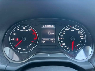 Audi Q2L 2018 35TFSI Fashion dynamic type country VI interior photo 17 Audi Q2L 2018 35TFSI Fashion dynamic type country VI interior photo 17