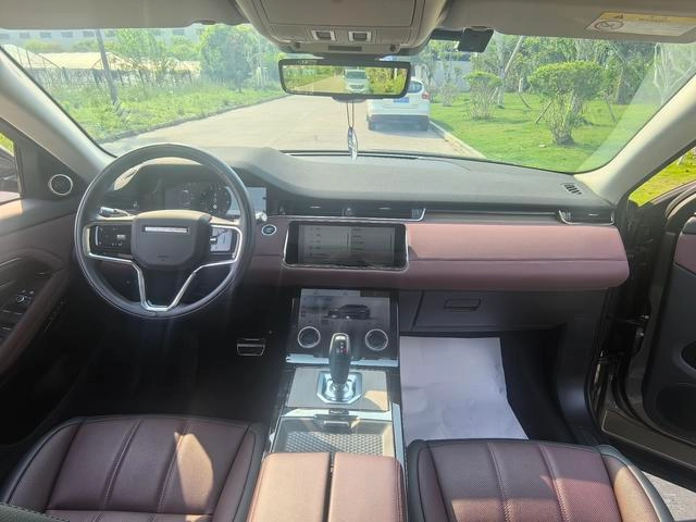Land Rover Range Rover Evoque 2021 Aurora L 249PS R-Dynamic SE Édition Deluxe intérieur photo 10 Land Rover Range Rover Evoque 2021 Aurora L 249PS R-Dynamic SE Édition Deluxe intérieur photo 10