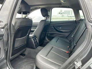 BMW 3 Series GT 2018 320i Fashionable interior photo 8 BMW 3 Series GT 2018 320i Fashionable interior photo 8