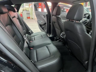 Chevrolet Malibu XL 2021 535T Автоматическая версия интерьер фото 11 Chevrolet Malibu XL 2021 535T Автоматическая версия интерьер фото 11