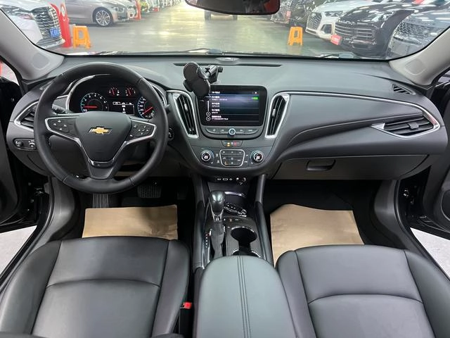 Chevrolet Malibu XL 2021 535T Автоматическая версия интерьер фото 12 Chevrolet Malibu XL 2021 535T Автоматическая версия интерьер фото 12