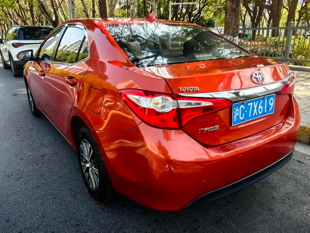 Toyota Levin 2015 1.6G CVT Orange Limited Edition interior photo 16