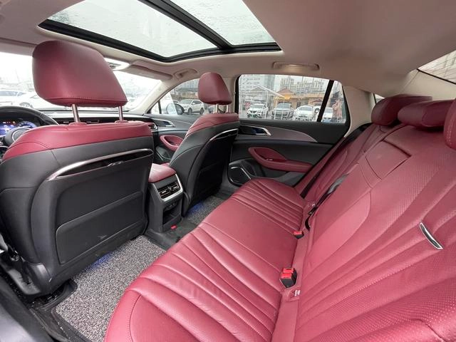 Hongqi H5 2023 2.0T Versión de bandera de conexión inteligente automática exterior foto 5