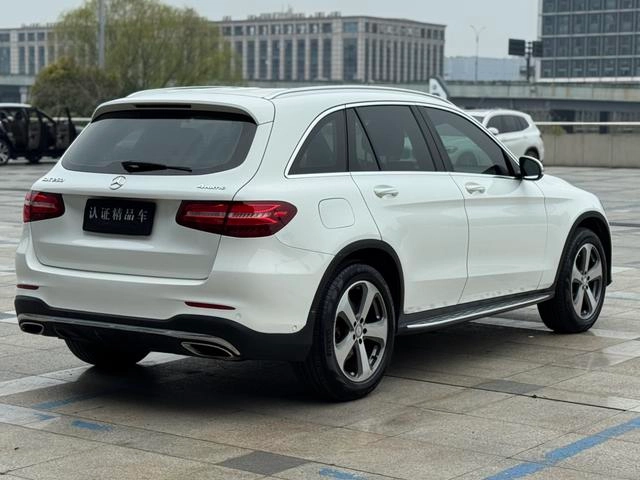 Mercedes-Benz GLC 2017 GLC 260 4MATIC Luxury type exterior photo 5 Mercedes-Benz GLC 2017 GLC 260 4MATIC Luxury type exterior photo 5