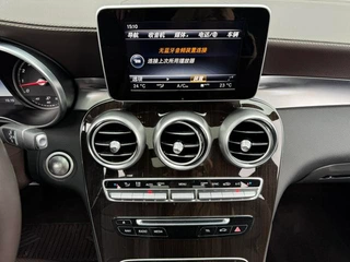Mercedes-Benz GLC 2017 GLC 260 4MATIC Luxury type interior photo 12 Mercedes-Benz GLC 2017 GLC 260 4MATIC Luxury type interior photo 12