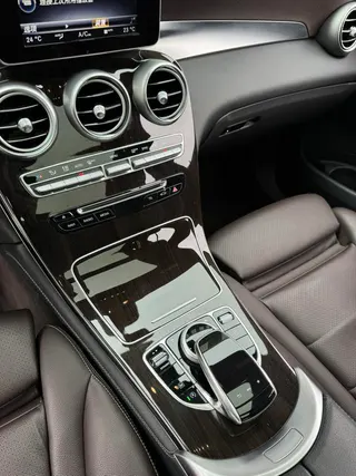 Mercedes-Benz GLC 2017 GLC 260 4MATIC Luxury type interior photo 19 Mercedes-Benz GLC 2017 GLC 260 4MATIC Luxury type interior photo 19