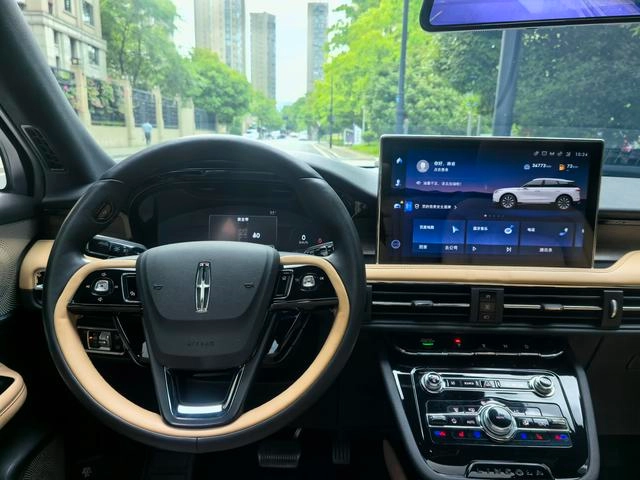 Lincoln Adventurer 2022 2.0T Versión de lujo de tracción a dos ruedas exterior foto 8 Lincoln Adventurer 2022 2.0T Versión de lujo de tracción a dos ruedas exterior foto 8