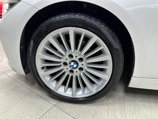 BMW 3 Series 2018 320Li Fashionable interior photo 18 BMW 3 Series 2018 320Li Fashionable interior photo 18