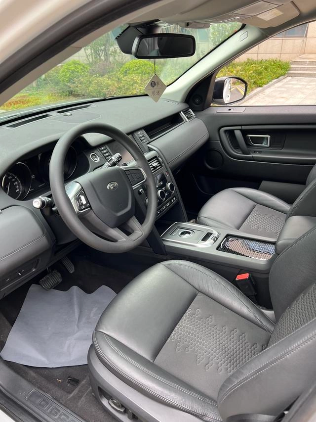 Land Rover Discovery Sport 2018 240PS PURE version interior photo 6 Land Rover Discovery Sport 2018 240PS PURE version interior photo 6