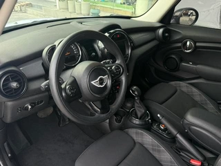 MINI 2016 1.5T COOPER Version cinq portes intérieur photo 11 MINI 2016 1.5T COOPER Version cinq portes intérieur photo 11