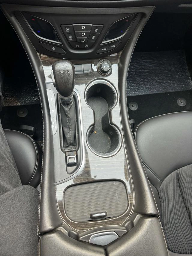 Buick Envision 2021 532T Tracción a dos ruedas de primera clase interior foto 14 Buick Envision 2021 532T Tracción a dos ruedas de primera clase interior foto 14