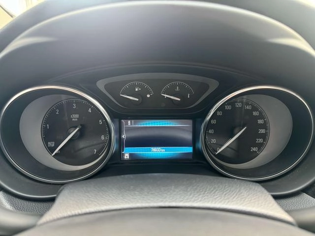Buick Envision 2021 532T Tracción a dos ruedas de primera clase interior foto 15 Buick Envision 2021 532T Tracción a dos ruedas de primera clase interior foto 15