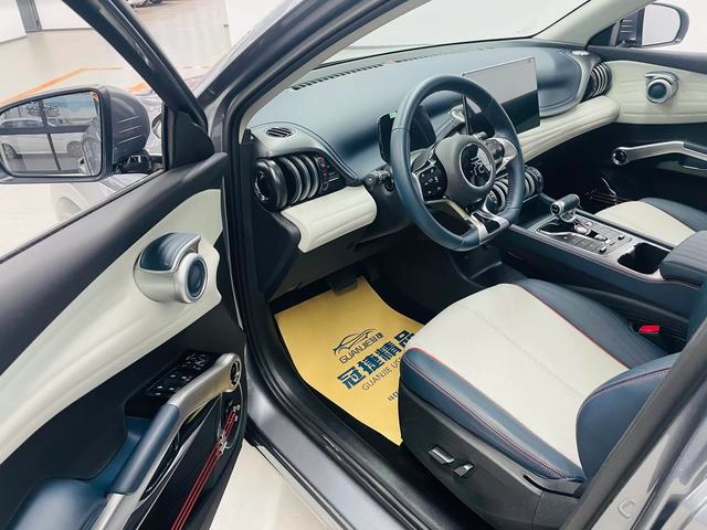BYD Yuan Plus 2022 430KM Acabado premium exterior foto 5 BYD Yuan Plus 2022 430KM Acabado premium exterior foto 5
