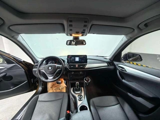 BMW X1 2015 sDrive18i Ведущая версия продвижения экстерьер фото 7 BMW X1 2015 sDrive18i Ведущая версия продвижения экстерьер фото 7