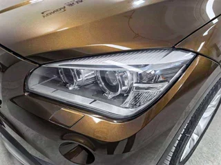 BMW X1 2015 sDrive18i Ведущая версия продвижения интерьер фото 13 BMW X1 2015 sDrive18i Ведущая версия продвижения интерьер фото 13