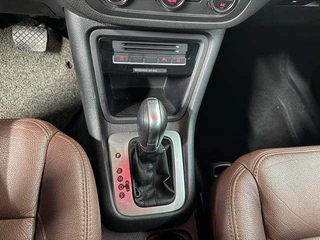 Volkswagen Xialang 2013 1.8TSI Standard type Europe IV interior photo 14 Volkswagen Xialang 2013 1.8TSI Standard type Europe IV interior photo 14