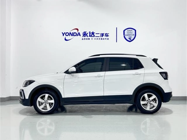 Volkswagen T-Cross 2023 1.5L Versión de moda automática exterior foto 2 Volkswagen T-Cross 2023 1.5L Versión de moda automática exterior foto 2