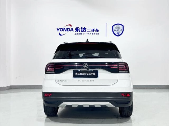 Volkswagen T-Cross 2023 1.5L Versión de moda automática exterior foto 3 Volkswagen T-Cross 2023 1.5L Versión de moda automática exterior foto 3
