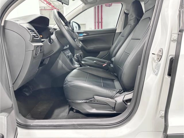 Volkswagen T-Cross 2023 1.5L Versión de moda automática interior foto 12 Volkswagen T-Cross 2023 1.5L Versión de moda automática interior foto 12