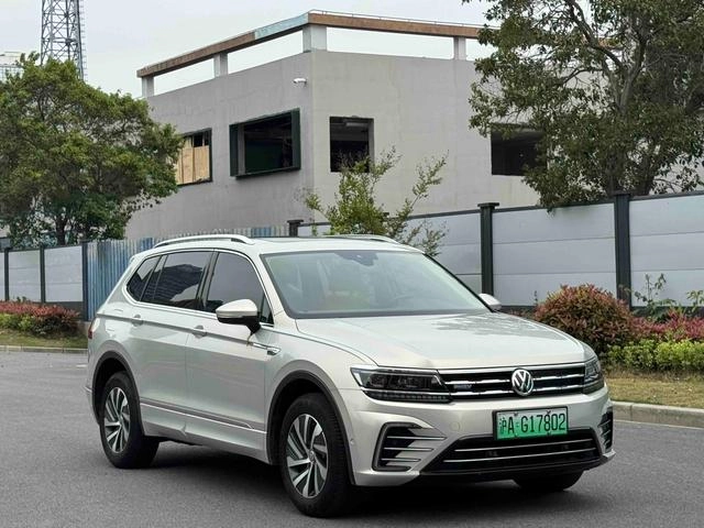 Volkswagen Tiguan L PHEV 2020 430PHEV Versión insignia híbrida enchufable exterior foto 3 Volkswagen Tiguan L PHEV 2020 430PHEV Versión insignia híbrida enchufable exterior foto 3